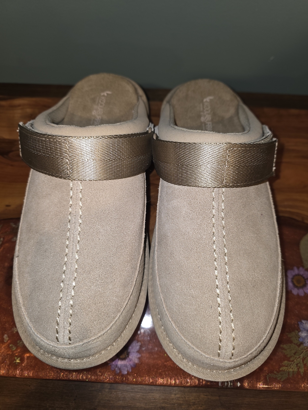 Koolaburra Tan Suede Mules with Metallic Gold Strap - Picture 2 of 10